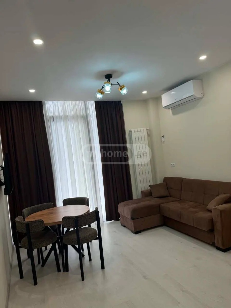 გორგასალი ვ. ქ. 104 - 3 rooms