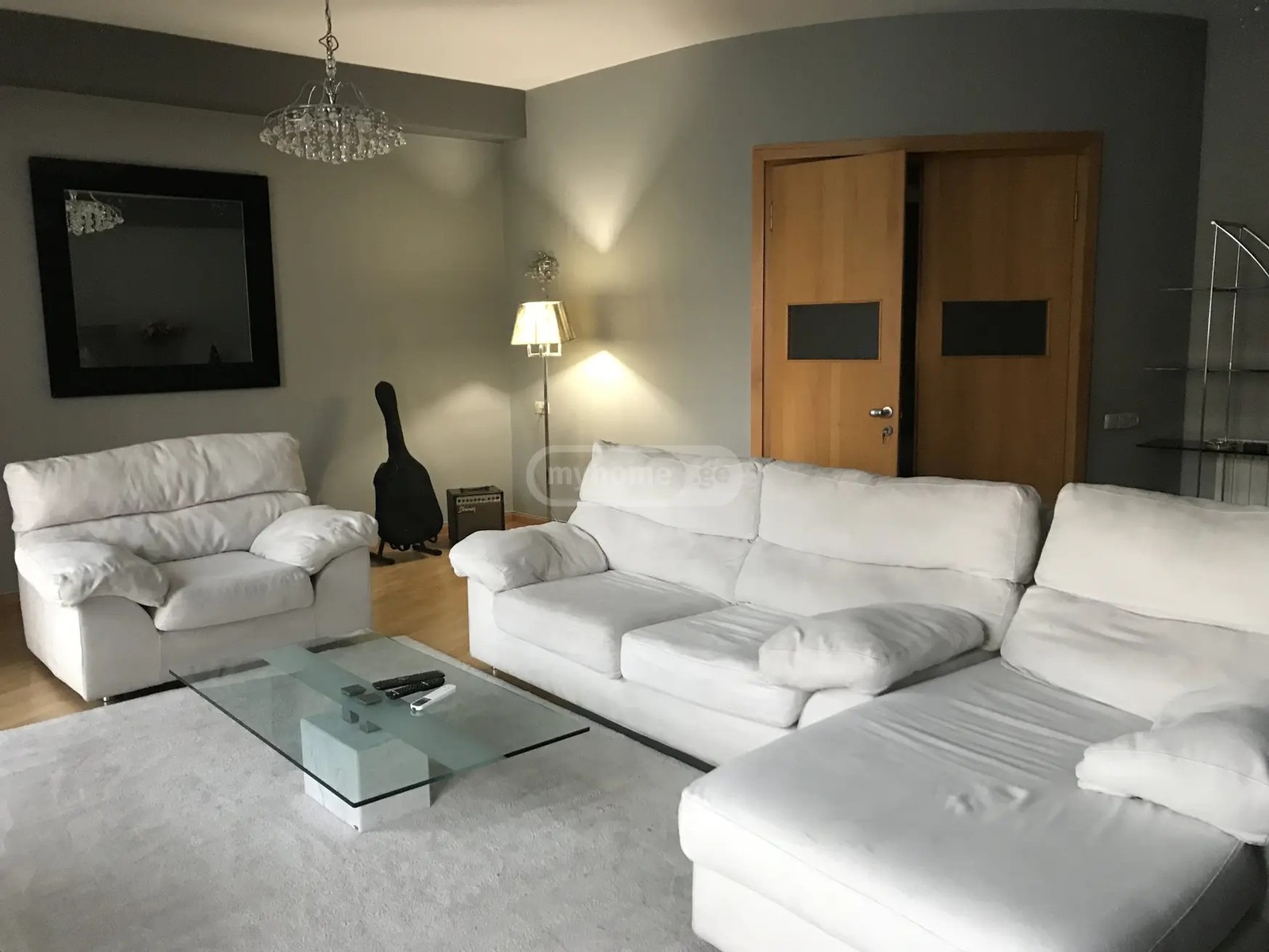 ჭავჭავაძე ი. გამზირი 23 - 3 rooms