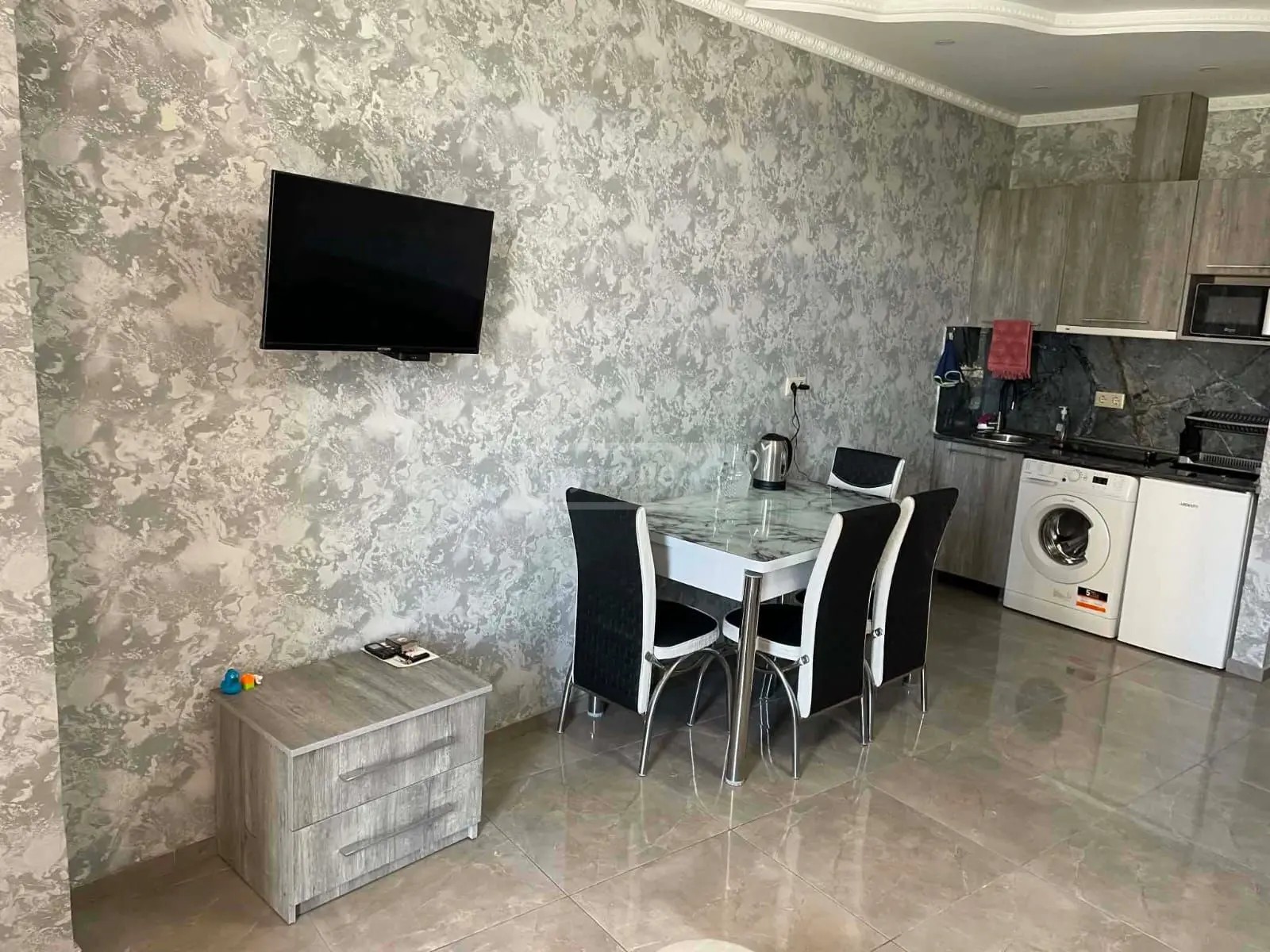 ანგისის ქ. 78 - 1 rooms