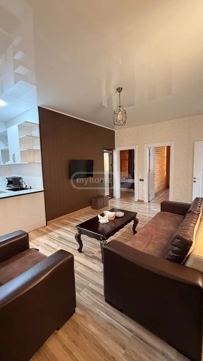 ანგისის ქ.  - 3 rooms