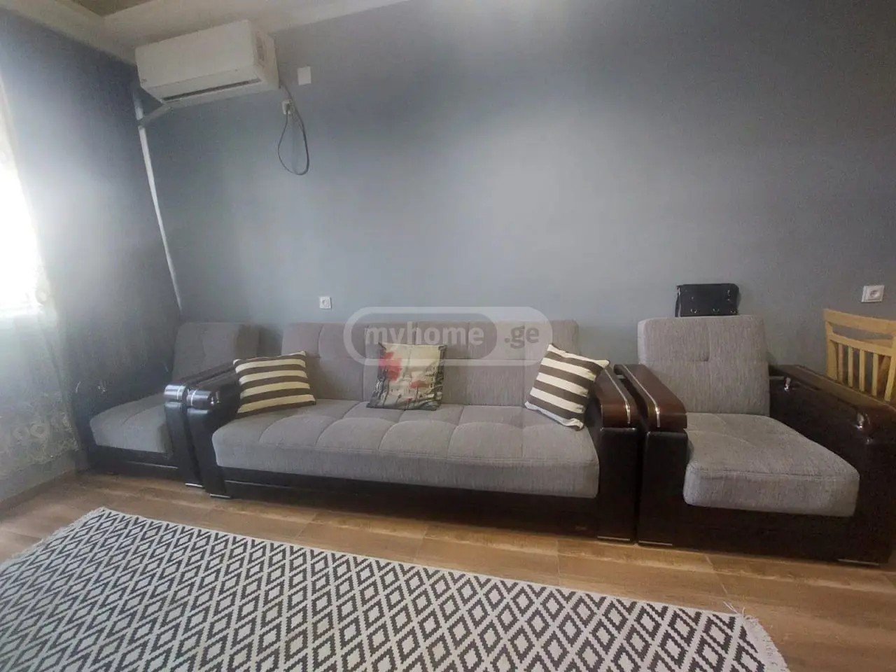 ანგისის ქ. 21 - 3 rooms