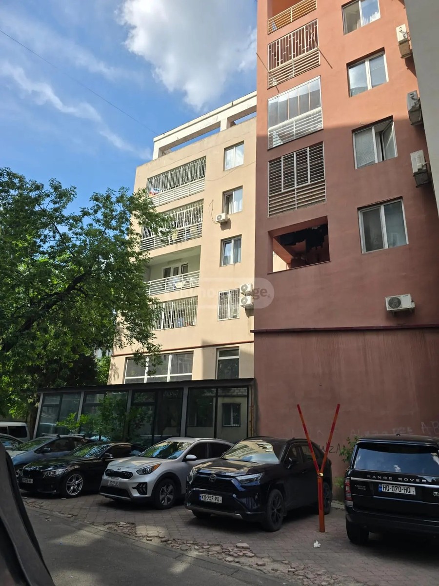 გამრეკელი დ. ქ. 8 - 3 rooms