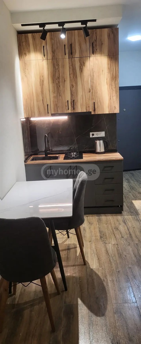 აღმაშენებლის ქ. 56 - 2 rooms