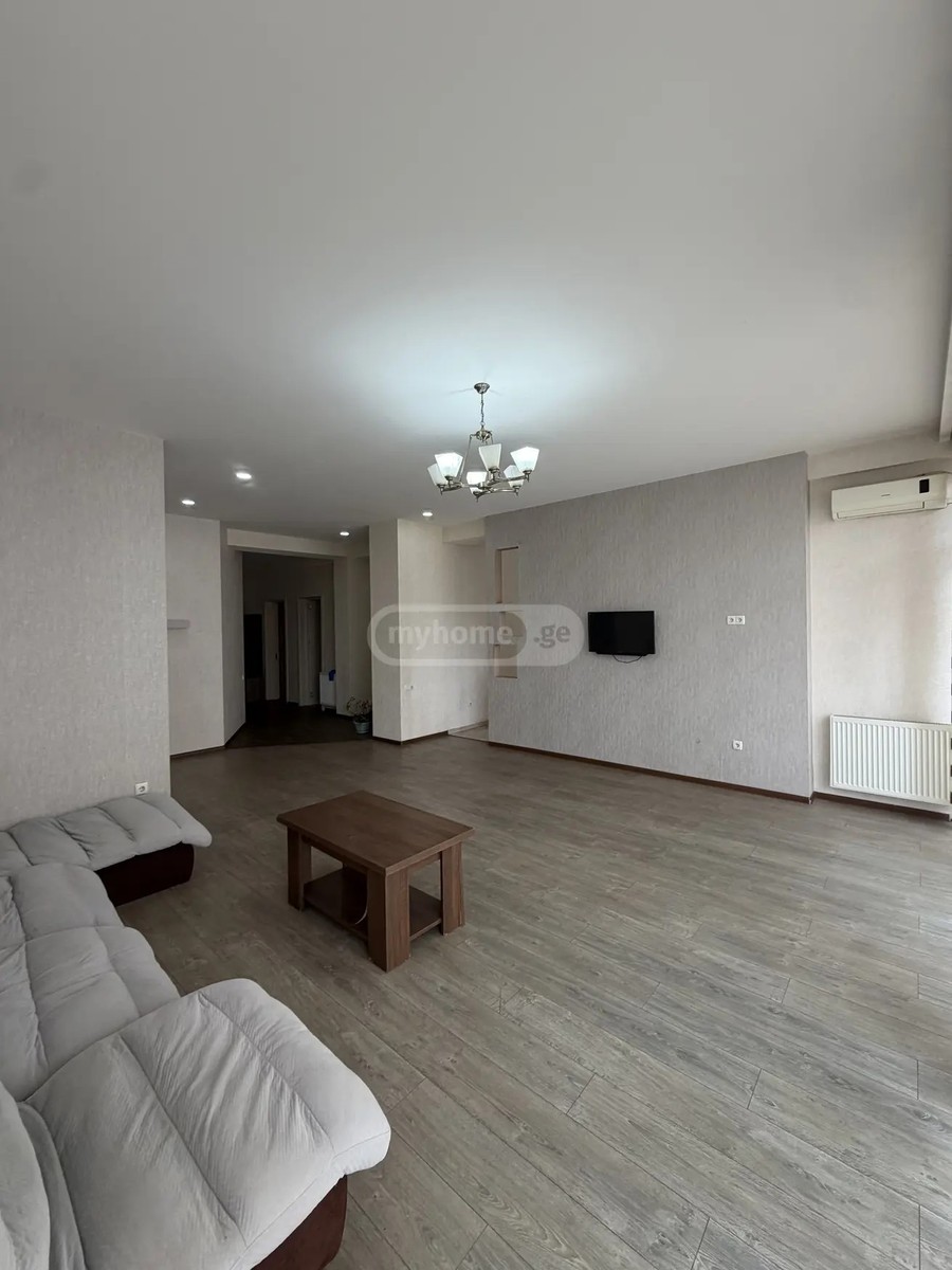 ჭიაურელი მ. ქ. 9 - 3 rooms