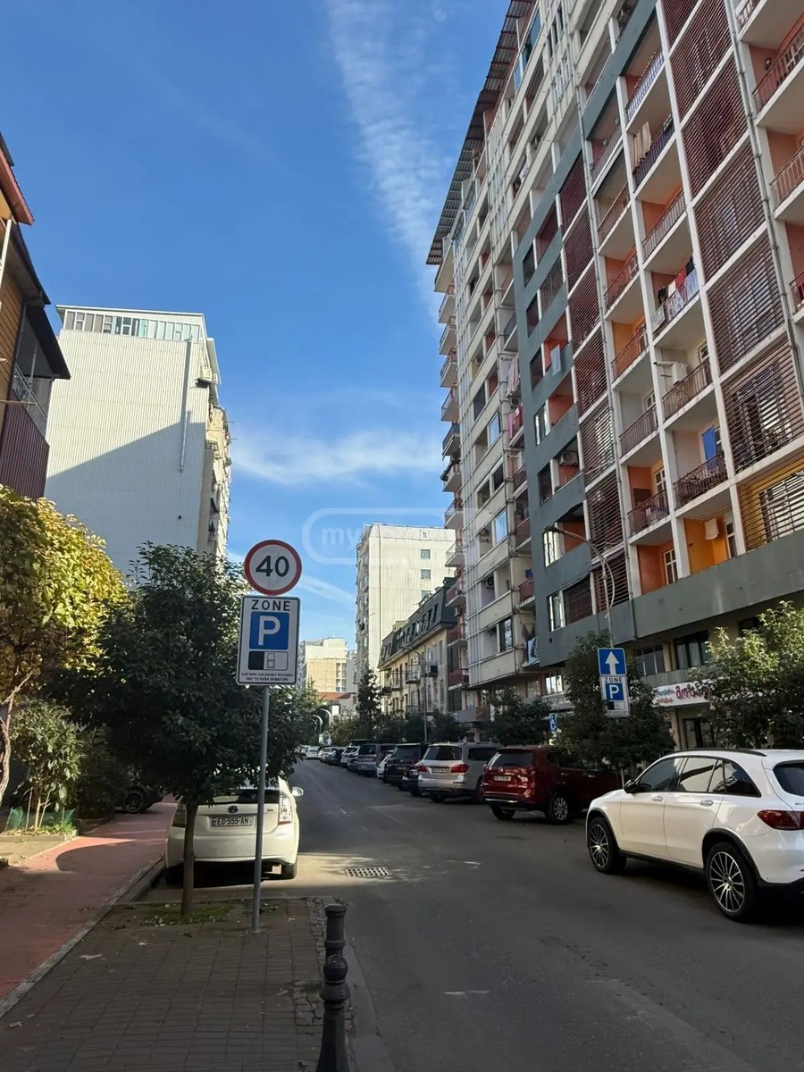 ფარნავაზ მეფის ქ.  - 5 rooms