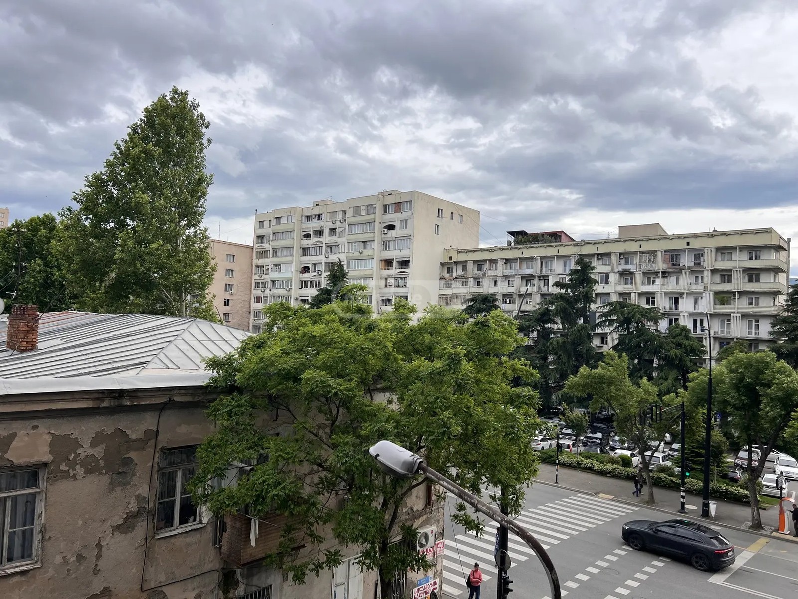 წერეთლის გამზ. 27 - 1 rooms