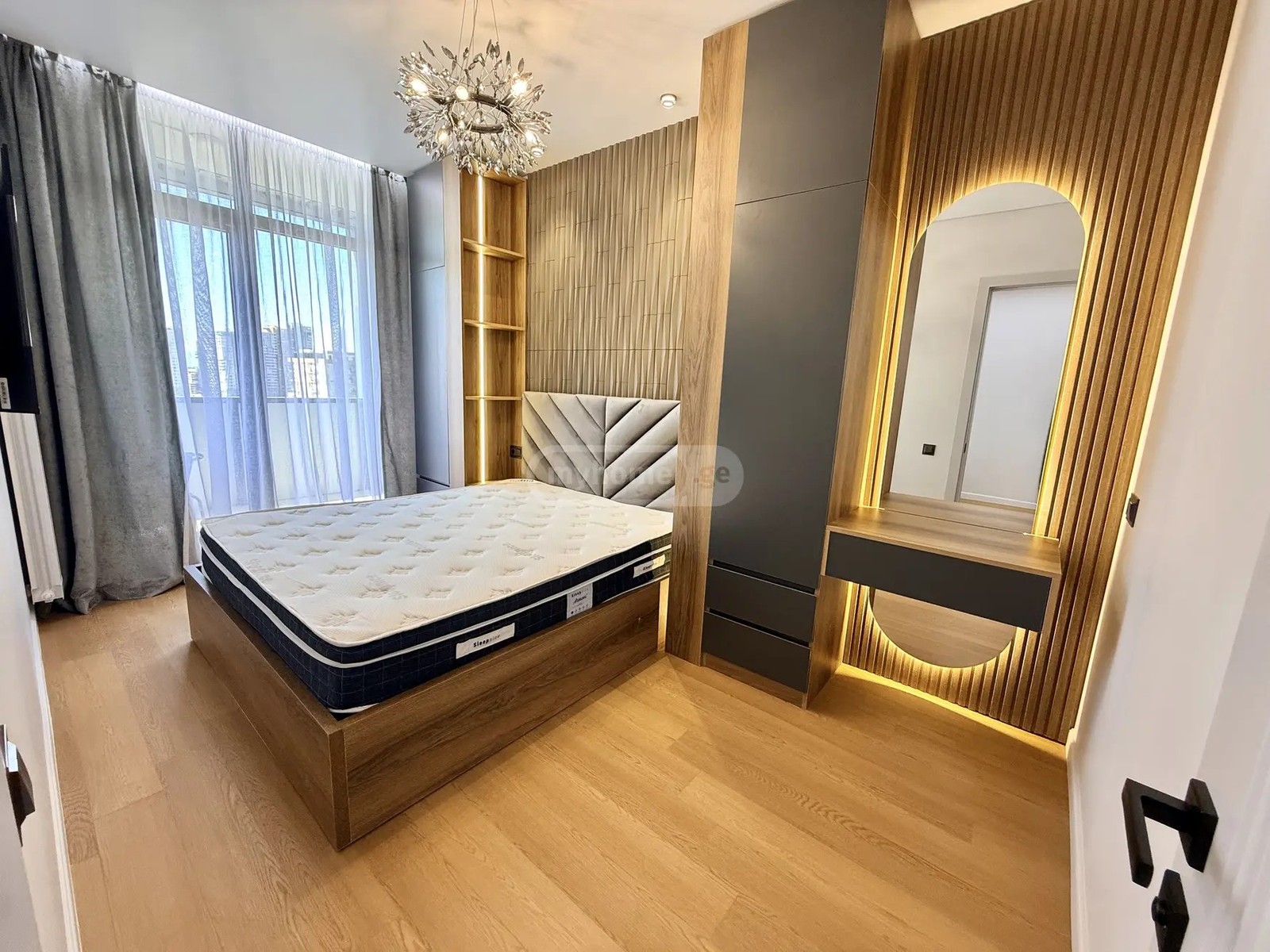 ბაგრატიონის ქუჩა 131 - 2 rooms
