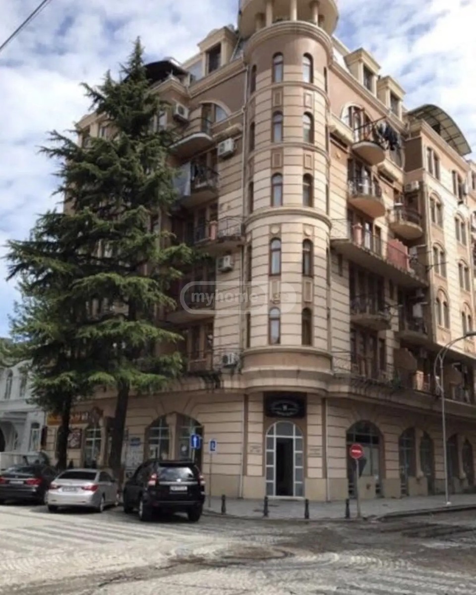 კლდიაშვილი დ. ქ. 20 - 4 rooms