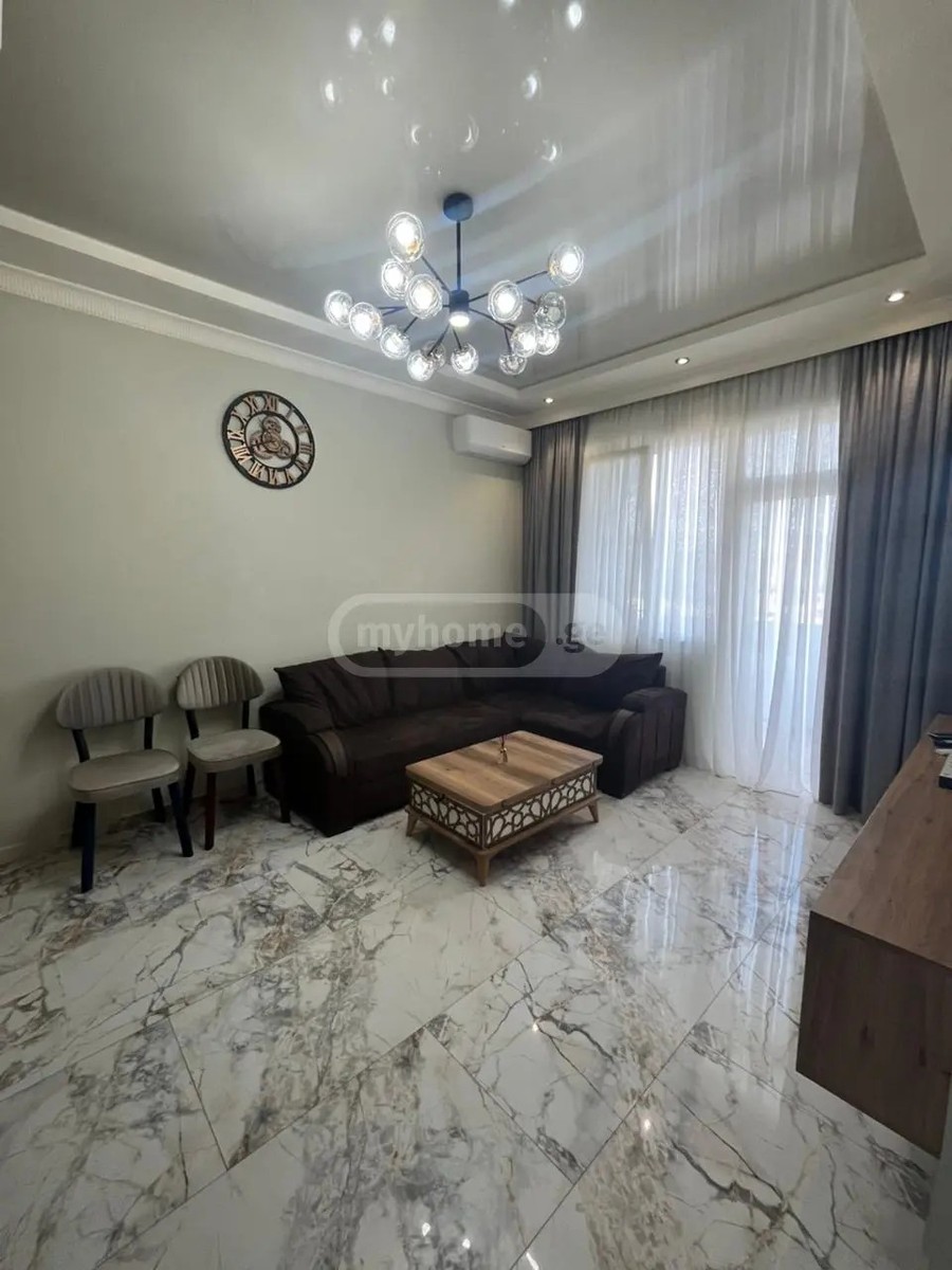 ბაგრატიონის ქუჩა 129 - 3 rooms