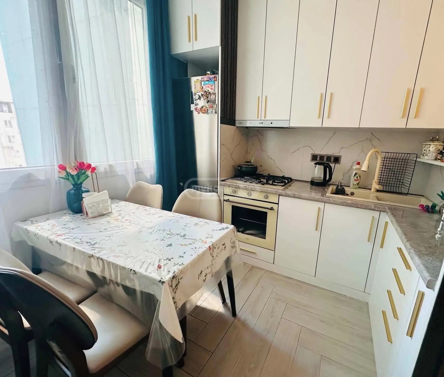 გენერალ ასლან აბაშიძის ქუჩა 64 - 3 rooms