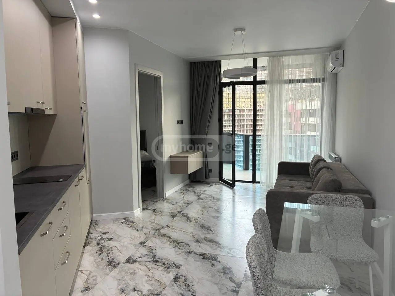 ბაგრატიონის ქუჩა 131 - 2 rooms