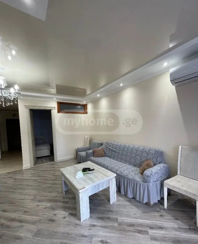 ანგისის ქ. 3 - 3 rooms