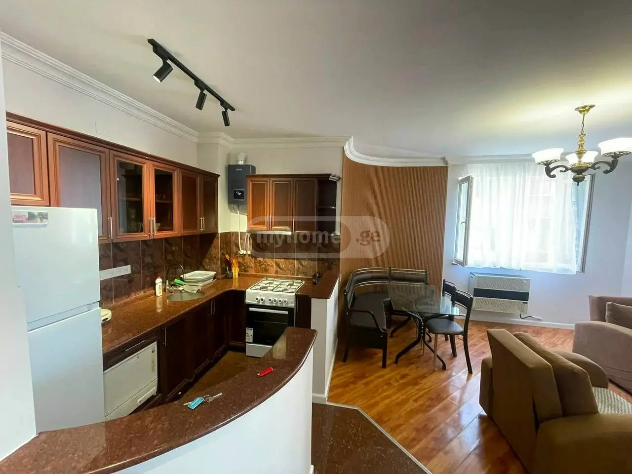 აბუსერიძე ტ. ქ. 42 - 2 rooms
