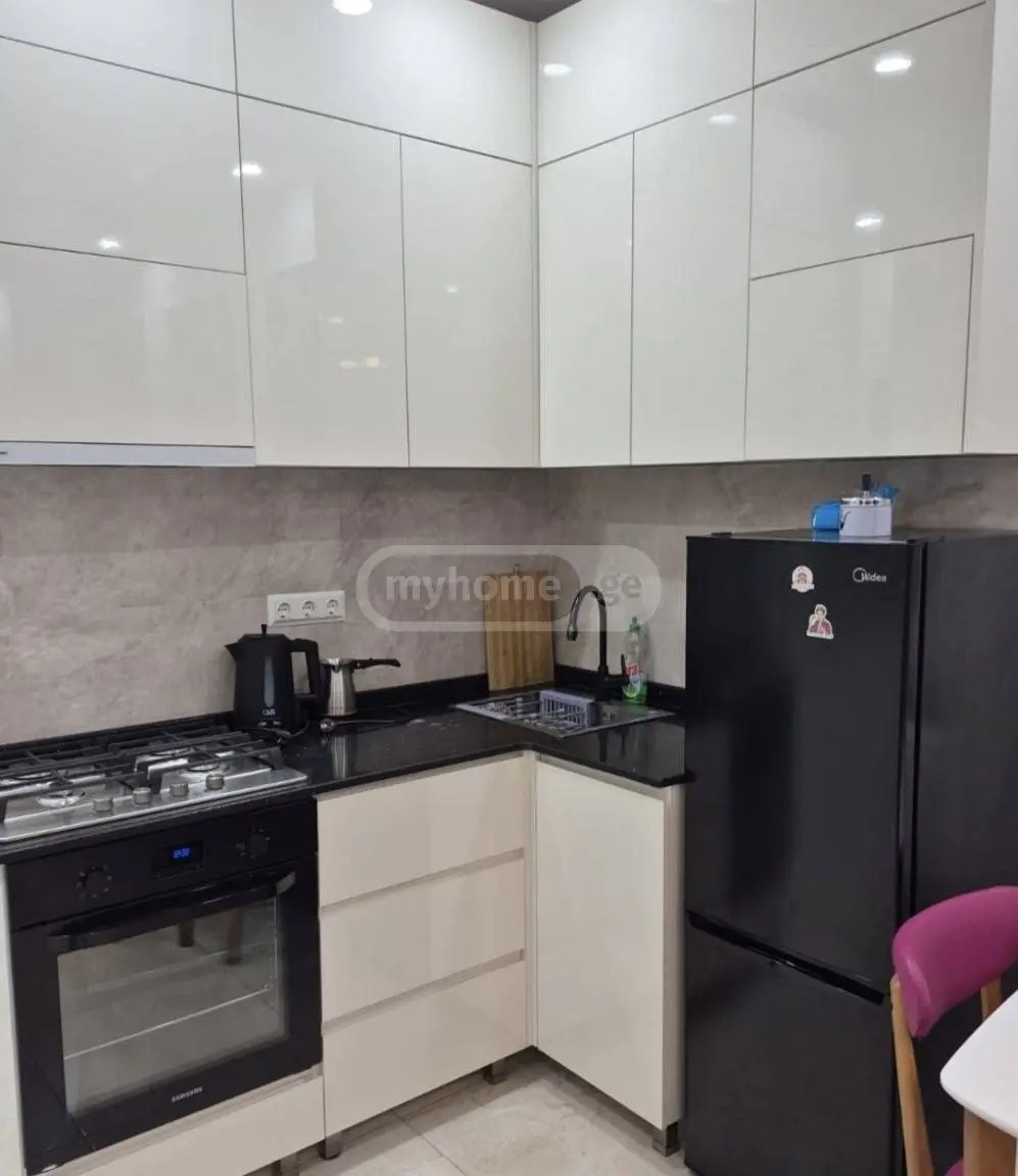 გორგასალი ვ. ქ. 84 - 3 rooms