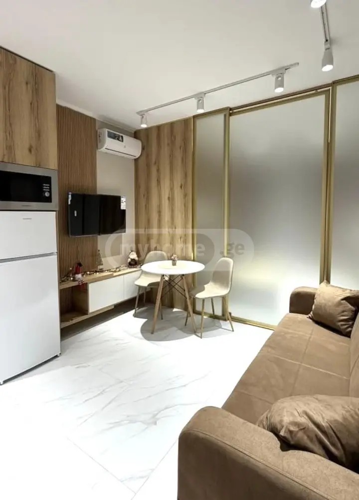 ანგისის ქ. 10 - 1 rooms