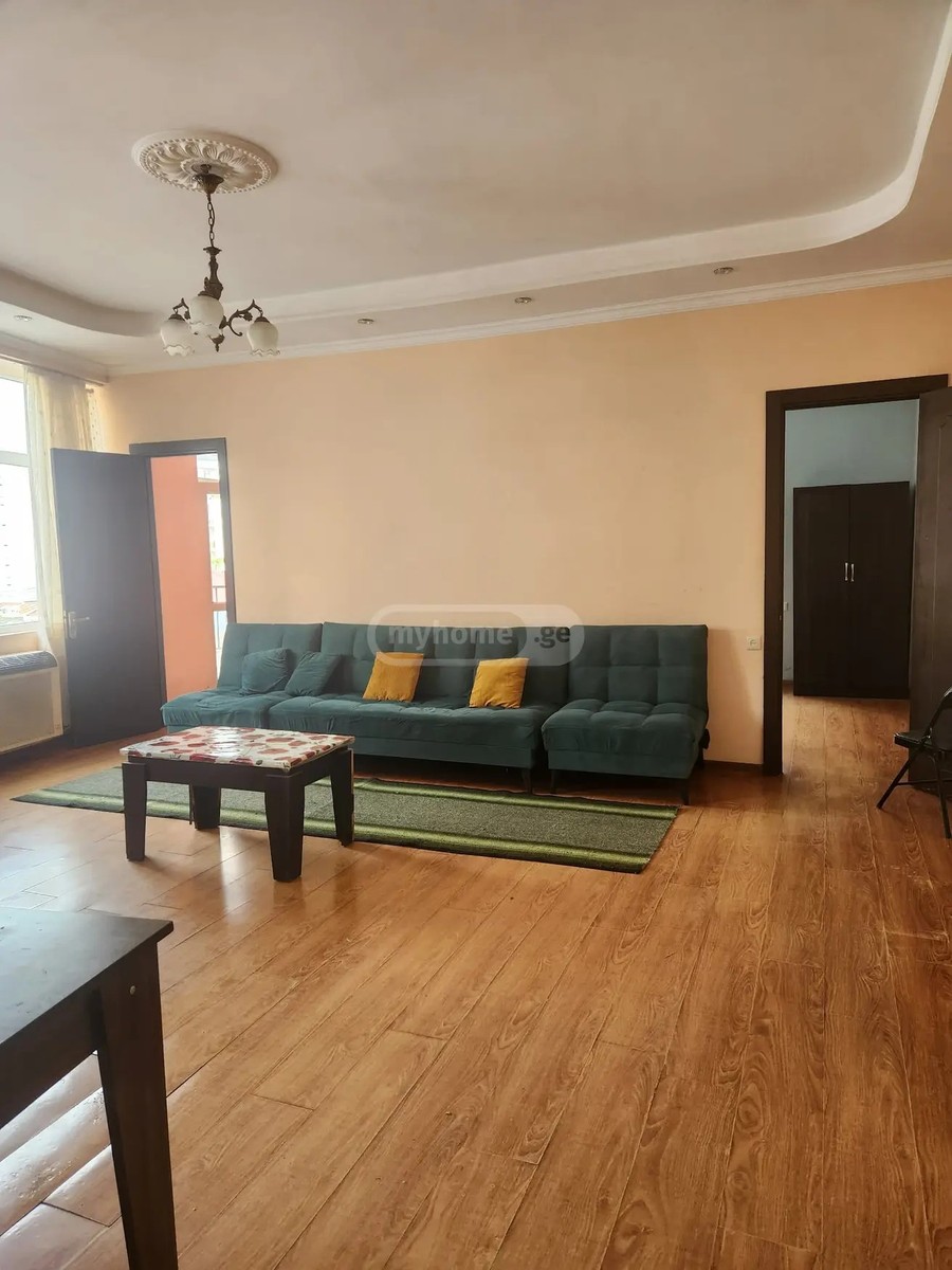 ანგისის ქ.  - 3 rooms