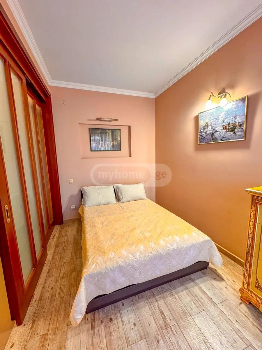 ჭავჭავაძე ი. ქუჩა 4 - 2 rooms