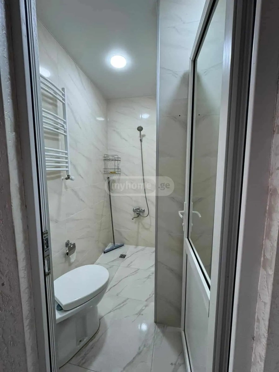 აღმაშენებლის ქ. 22 - 3 rooms