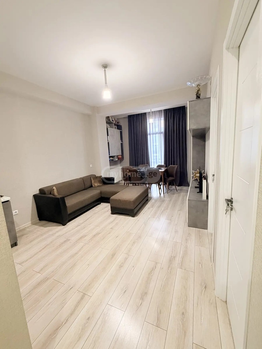 მირიან მეფის ქ. 39დ - 3 rooms