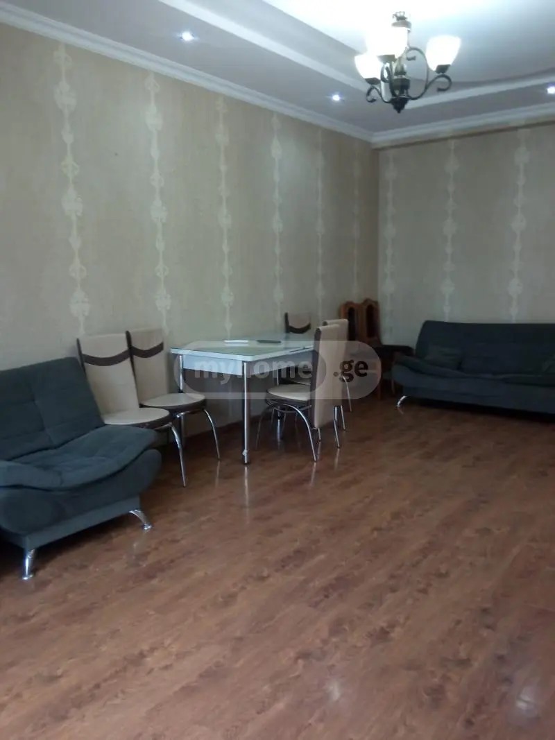 ლორთქიფანიძე ო. ქ. 26 - 3 rooms