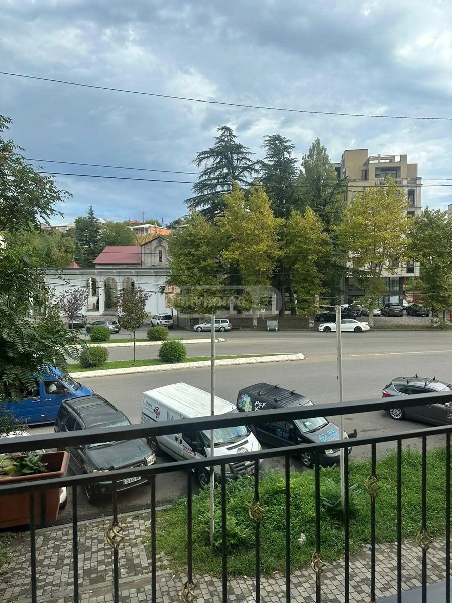 რუსთაველის შეს. 95ა - 1 rooms