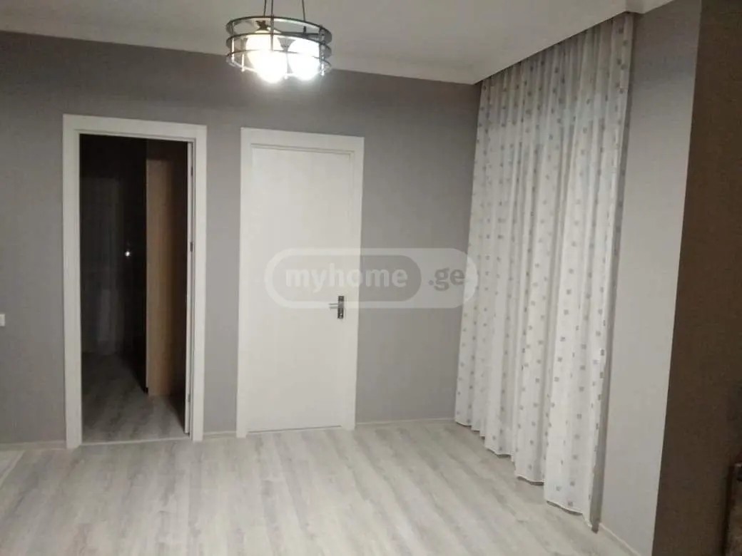ქერჩის ქ.  - 3 rooms
