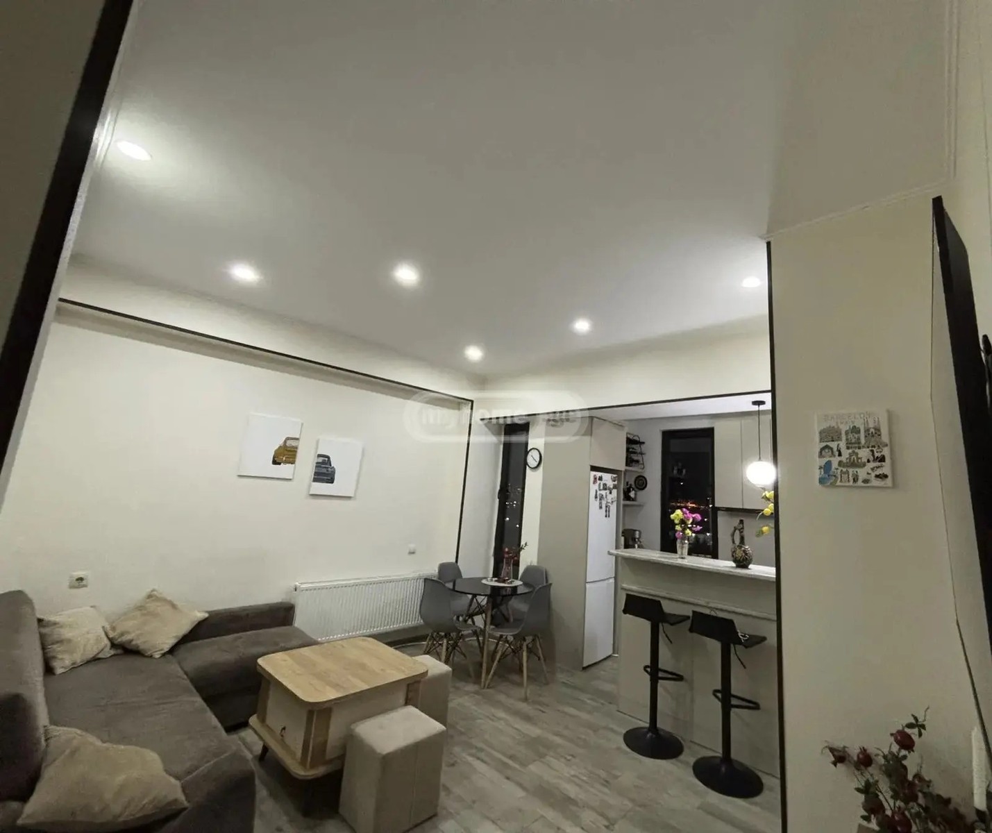 გურამიშვილის გამზ. 80გ - 6 rooms