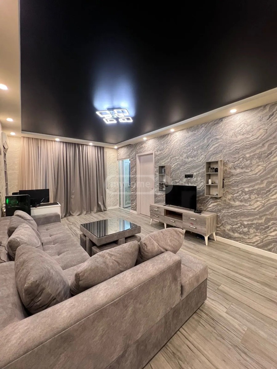 წმინდა ევდემოზ კათოლიკოსის ქ. 48 - 3 rooms