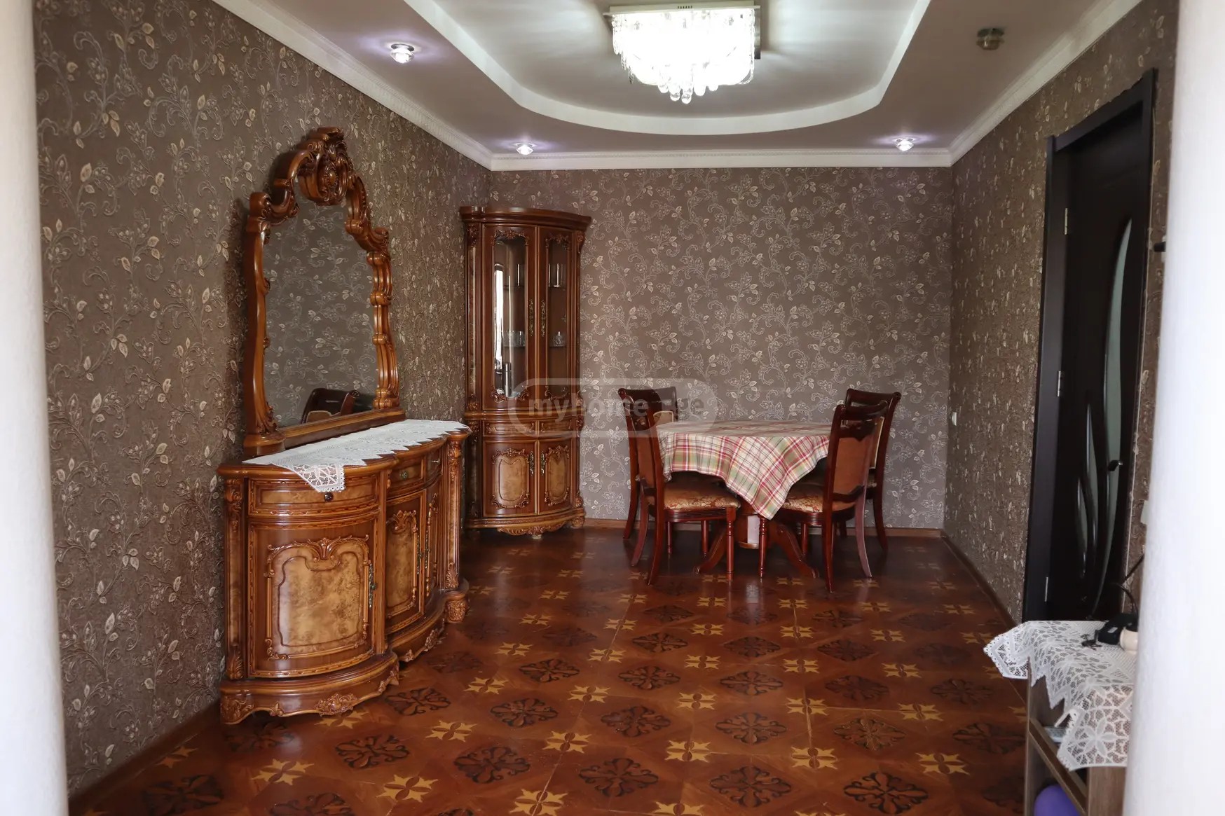 აბაშიძე ი. ქ. 6 - 3 rooms