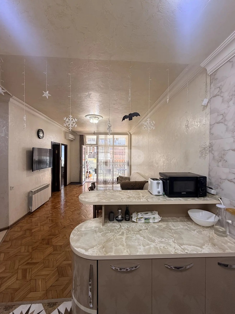 ფარნავაზ მეფის ქ. 92 - 3 rooms
