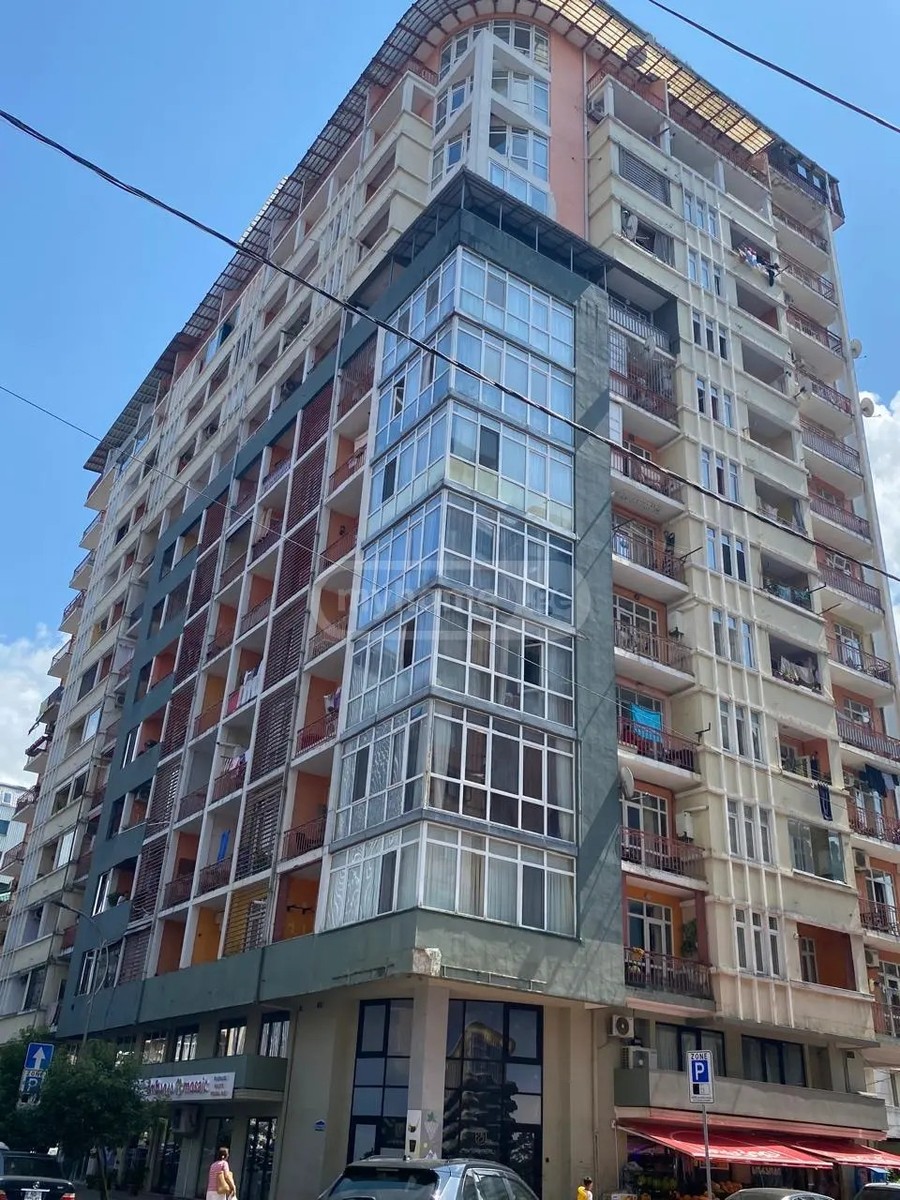 ფარნავაზ მეფის ქ. 135 - 3 rooms