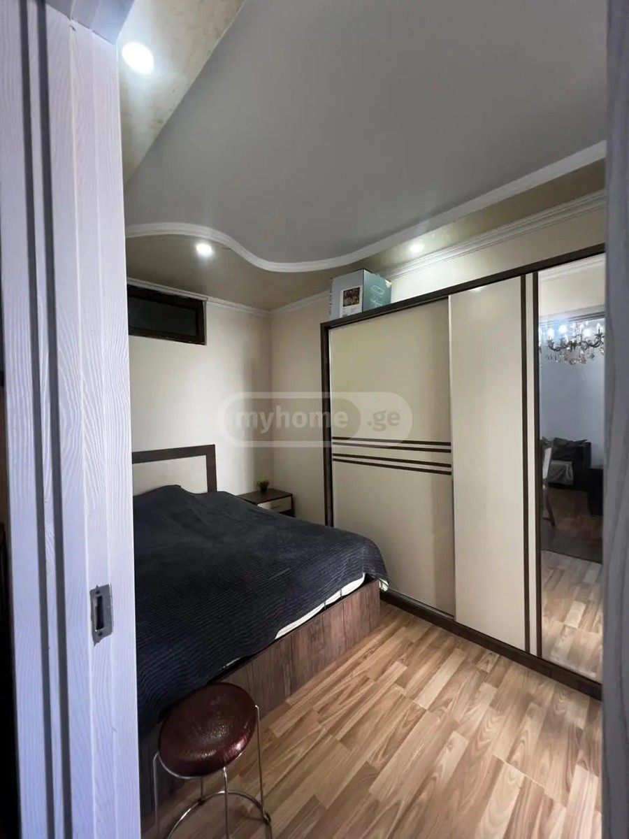 ანგისის ქ. 2 - 3 rooms