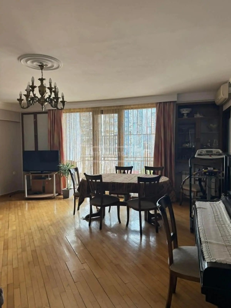 ჭავჭავაძე ი. ქუჩა 78 - 4 rooms