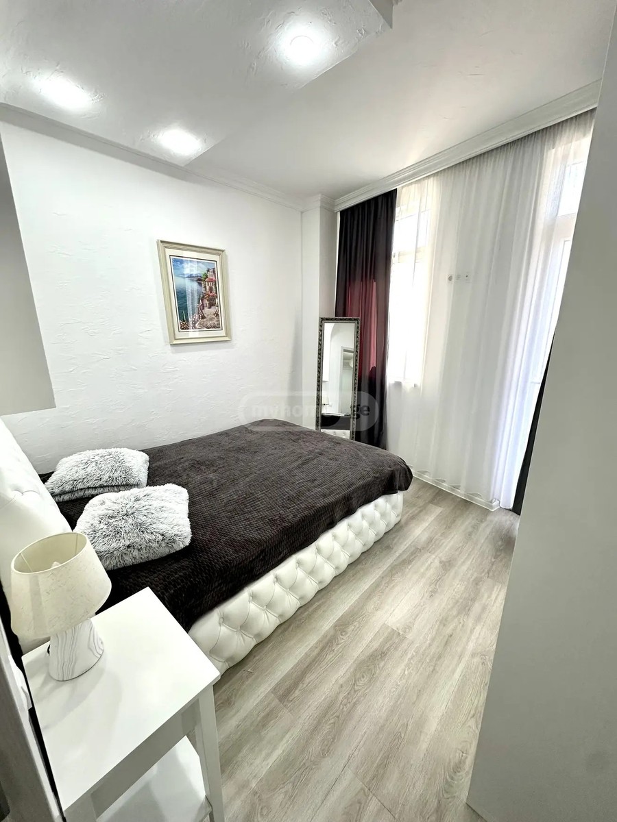 ანგისის ქ. 2 - 3 rooms