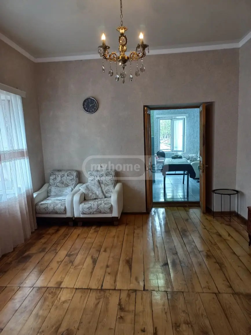 ვარლამიშვილის ქ. 1 - 3 rooms