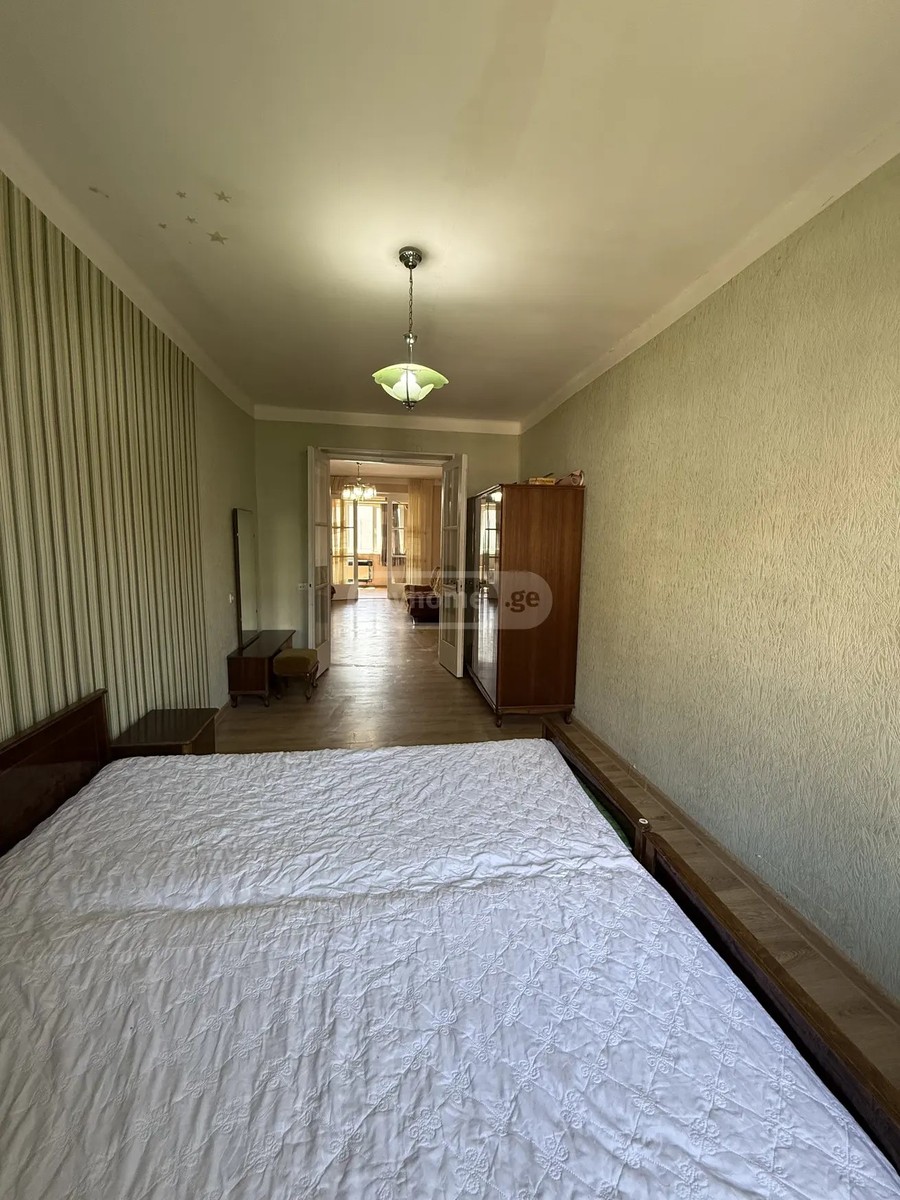 ფანჯიკიძე გ. ქუჩა(ყოფილი ბუდაპეშტის ქუჩა) 8 - 3 rooms