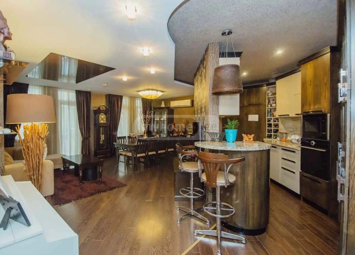 კობალაძე ი. ქ. 1 - 4 rooms