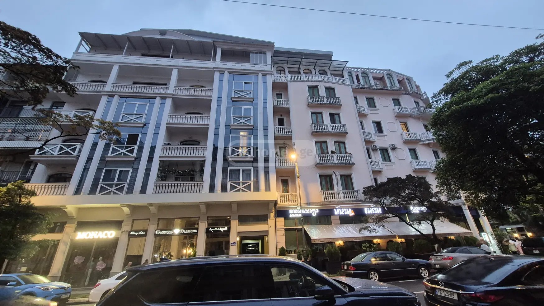 აბაშიძე მ. ქ. 48 - 4 rooms