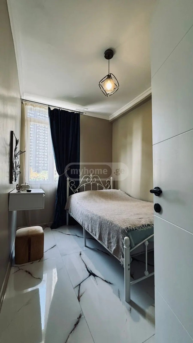 ფიროსმანი ნ. ქ. 9 - 3 rooms