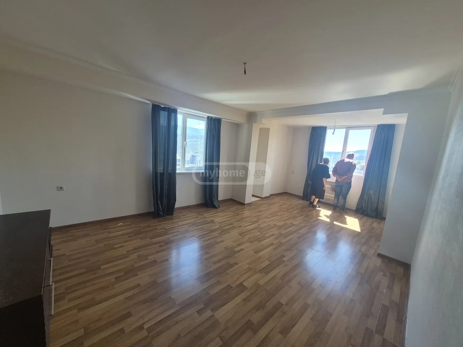 ნუცუბიძის პლ. II-მ/რ  - 3 rooms