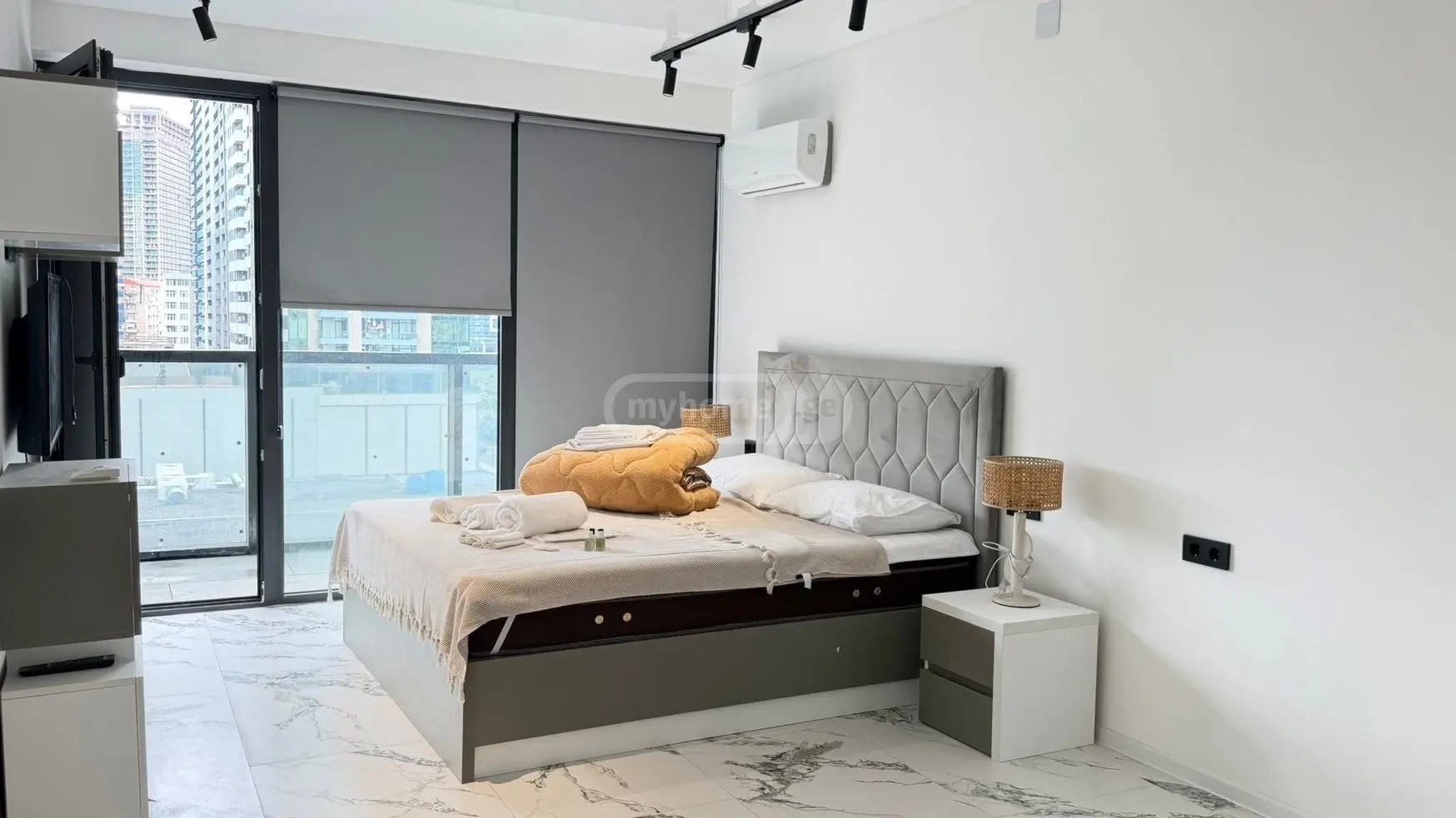აბუსერიძე ტ. ქ. 13 - 1 rooms