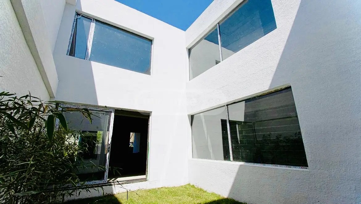 კრწანისის ქ. 12 - 5 rooms