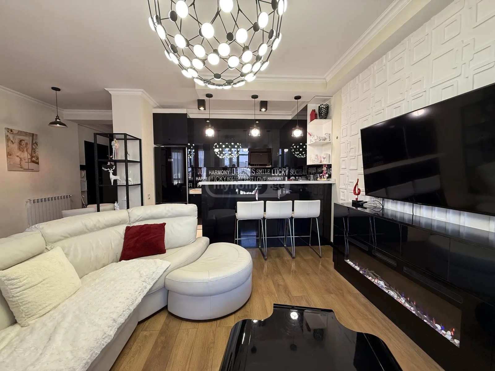 გაზაფხულის ქ.  - 4 rooms