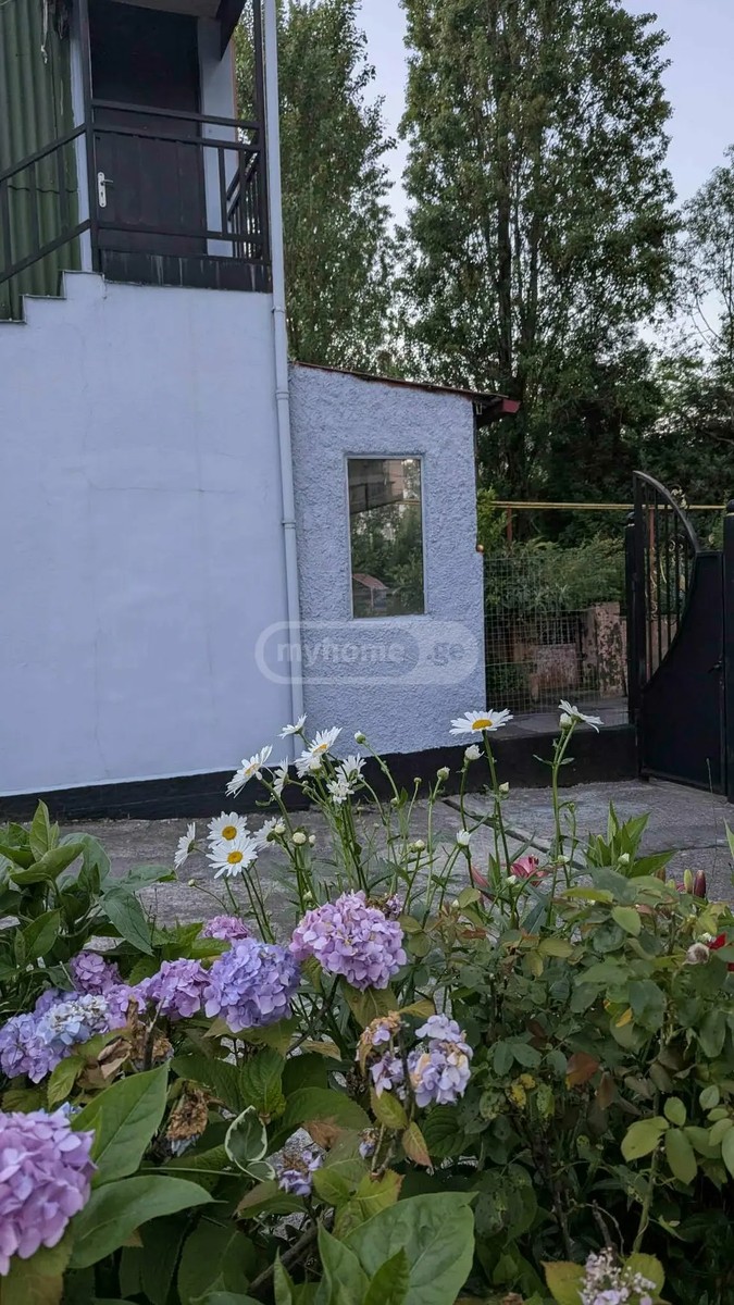 აღმაშენებლის ქ. 13 - 2 rooms
