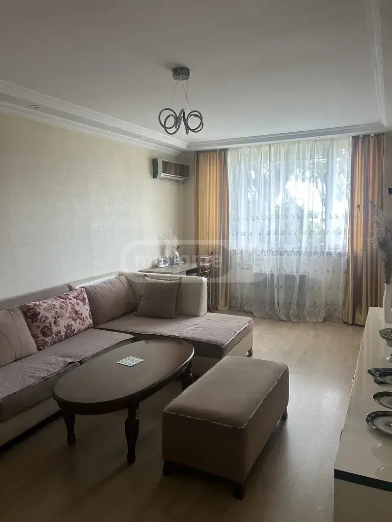 აგარაკის ქუჩა 0 - 3 rooms