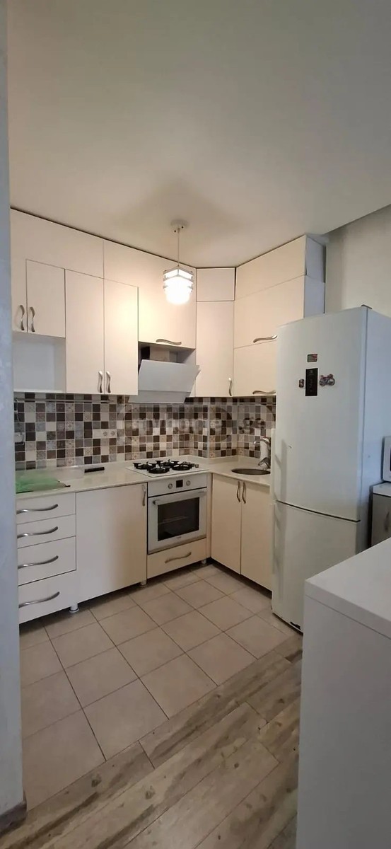აბუსერიძე ტ. ქ. 5 - 3 rooms