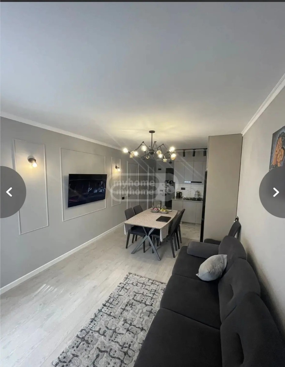 აღმაშენებლის ქ. 2ა - 3 rooms