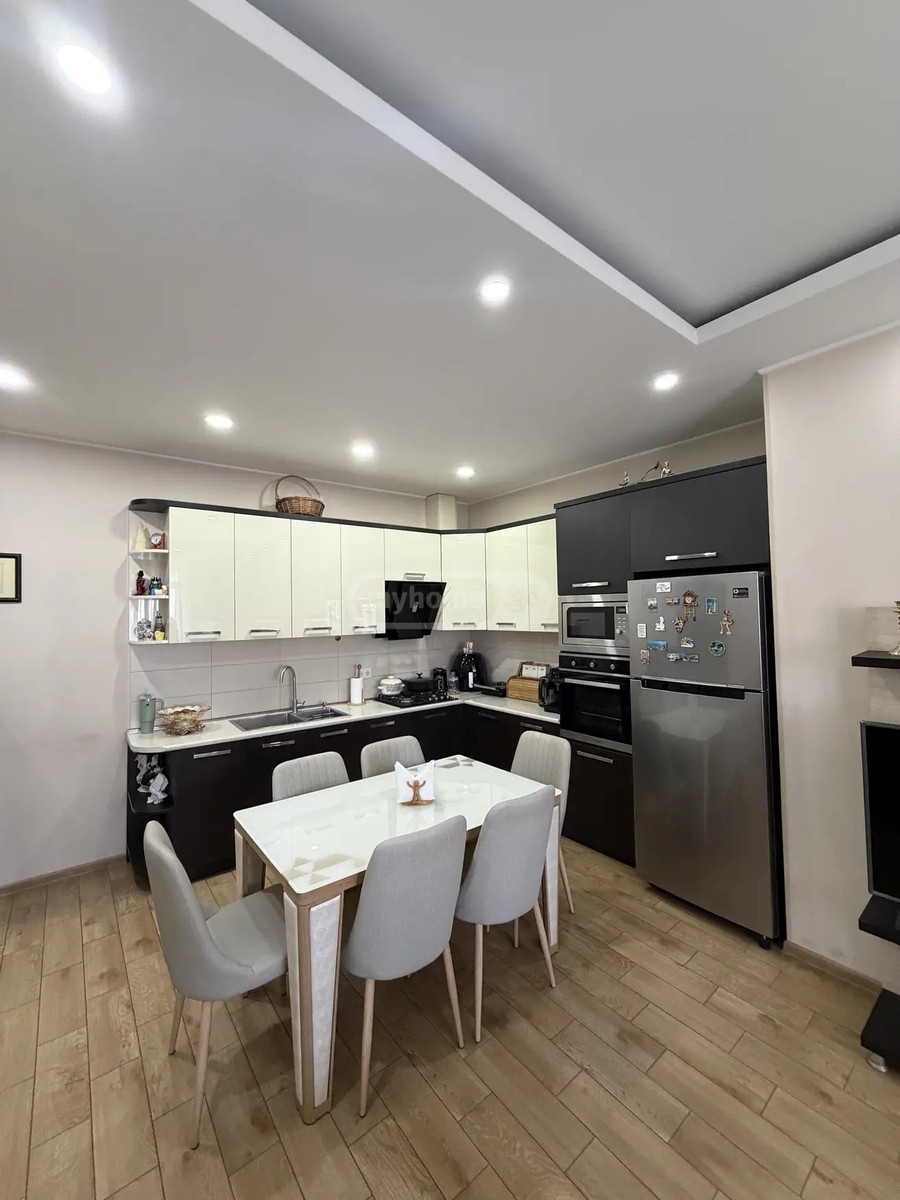წყალტუბოს ქ. 25 - 3 rooms