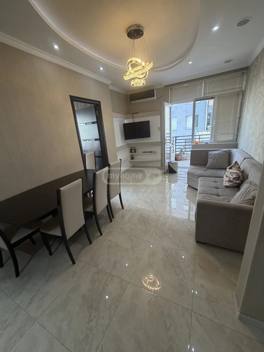 ფიროსმანი ნ. ქ. 18 - 3 rooms
