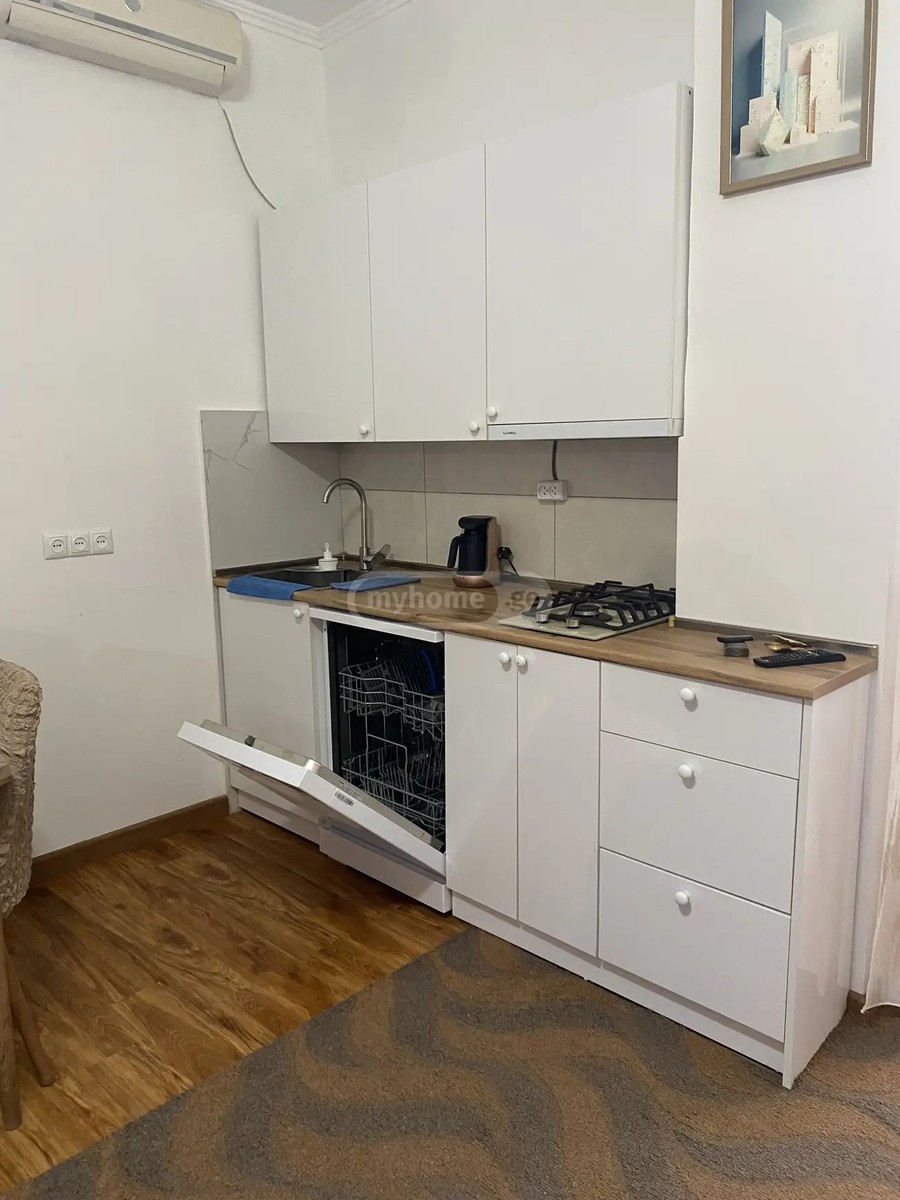 გორგასალი ვ. ქ. 153 - 3 rooms